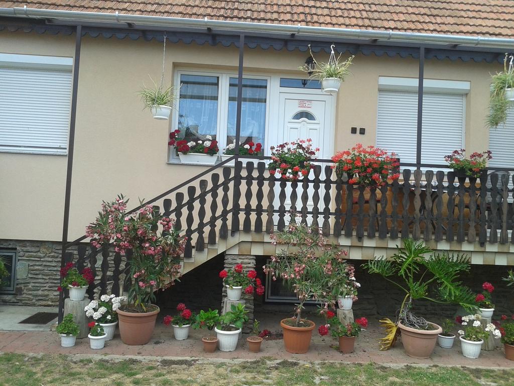 Marika Haus Hotel Bük Camera foto